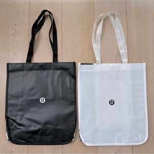 🆕 Lululemon Large Shopping Gift Bags - Set of 2 (1 black & 1 white)